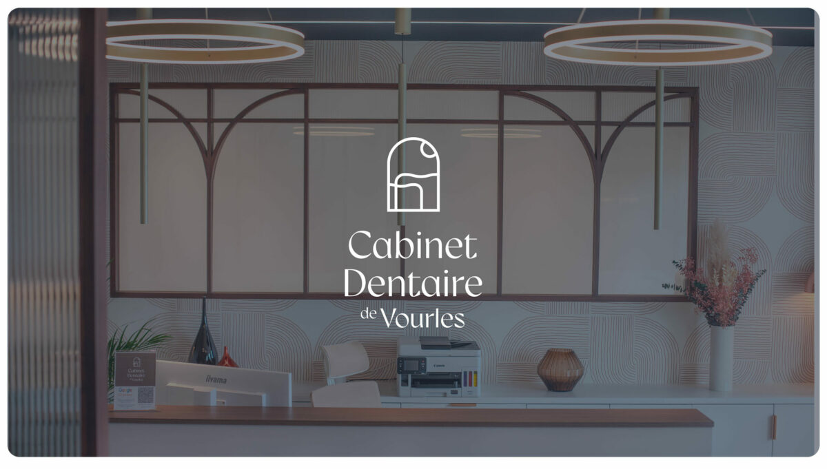 Identité visuelle du cabinet dentaire de Vourles par Reda Ouzineb, graphiste à Lyon
